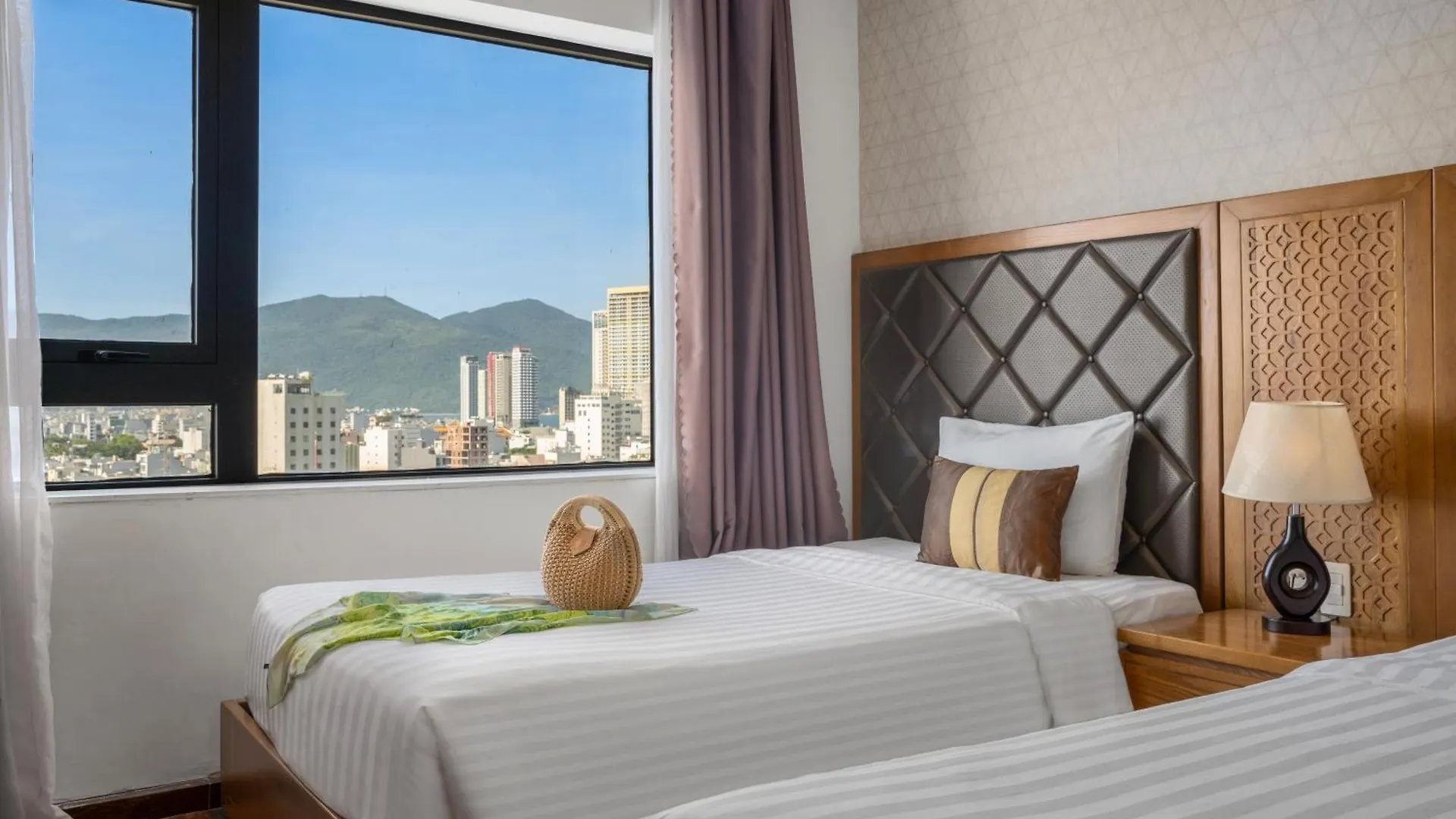 Bliss Luxury Hotel Da Nang